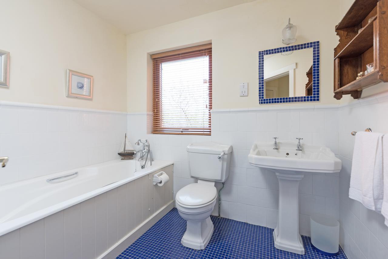 ホテルDolphin Beach House クリフデン エクステリア 写真